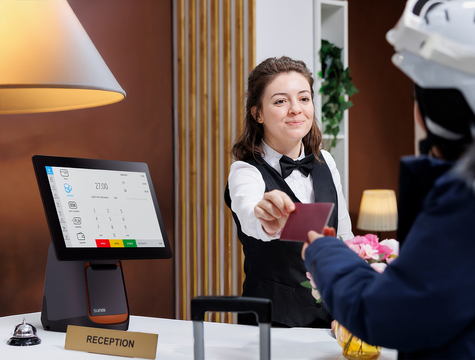 hotel ultra recepcja